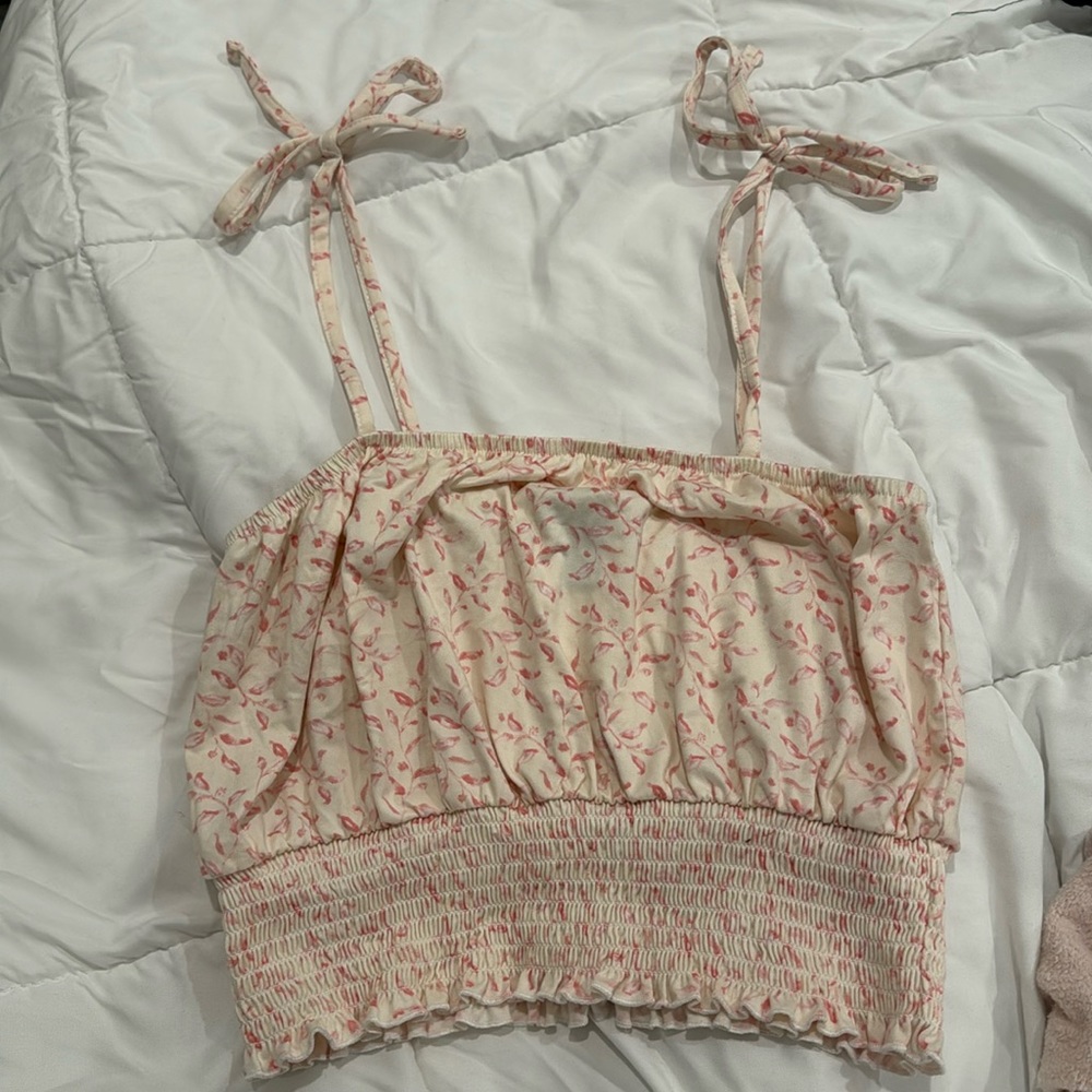 Forever 21 Ruched floral crop top